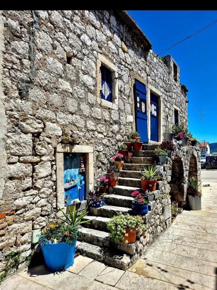 Luca * Opuzen (Dubrovnik-Neretva)